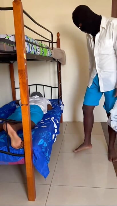 Lycée de garçons tajudeen.