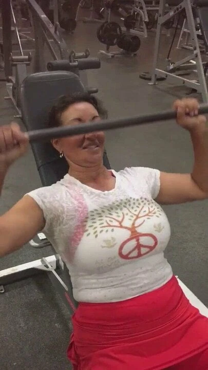 Persia Monir in the gym