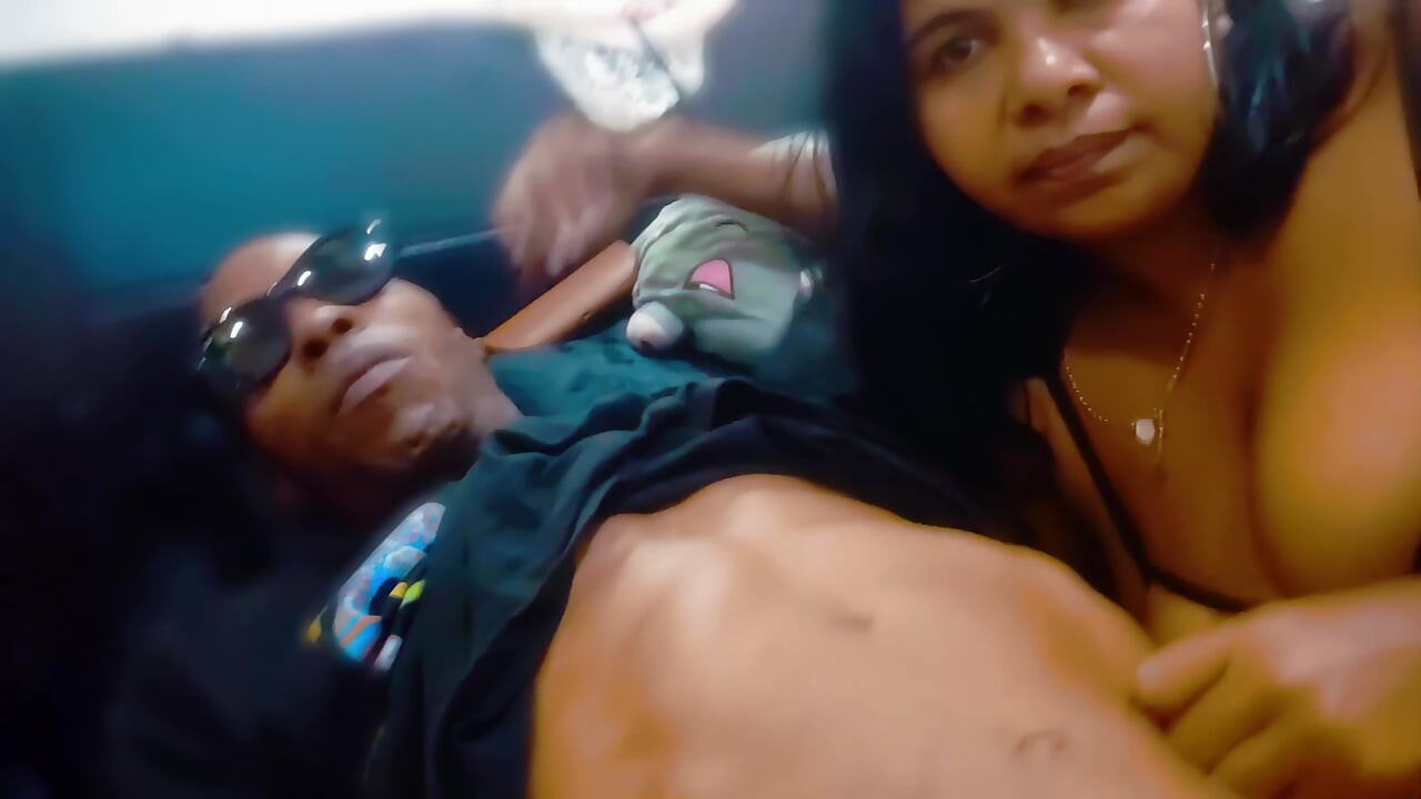 GOONROOM MENJILAT PUTING PEREMPUAN JALANG!