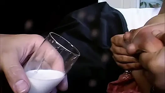Istriku yang lagi hamil besar pengen kontol temanku - episode #01
