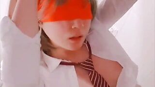 韓国の有名なcd（femboy）歌う