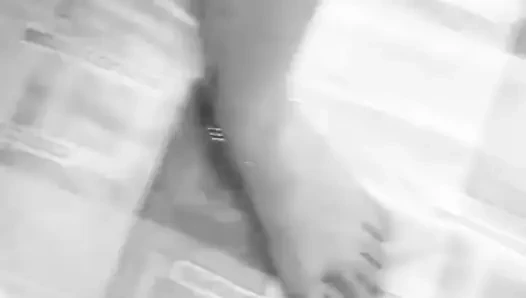 Küçük üvey kız kardeş üvey erkek kardeşi gibi seks oluyor