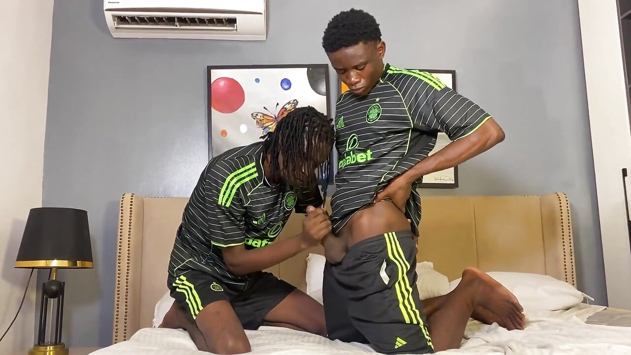 BBC Twink Fode Bestfriend