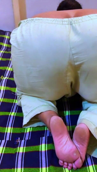 Collage Girl Start Live Show in hostel when she was horny | Clip 1