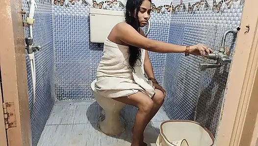 Dicker arsch Telugu Hyderabadi indische ehefrau in der dusche