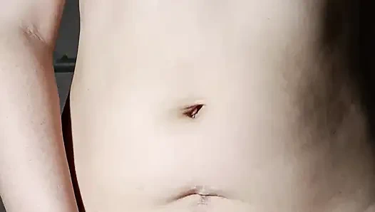 creampie in enger muschi nach dem schwanz reiben und ficken