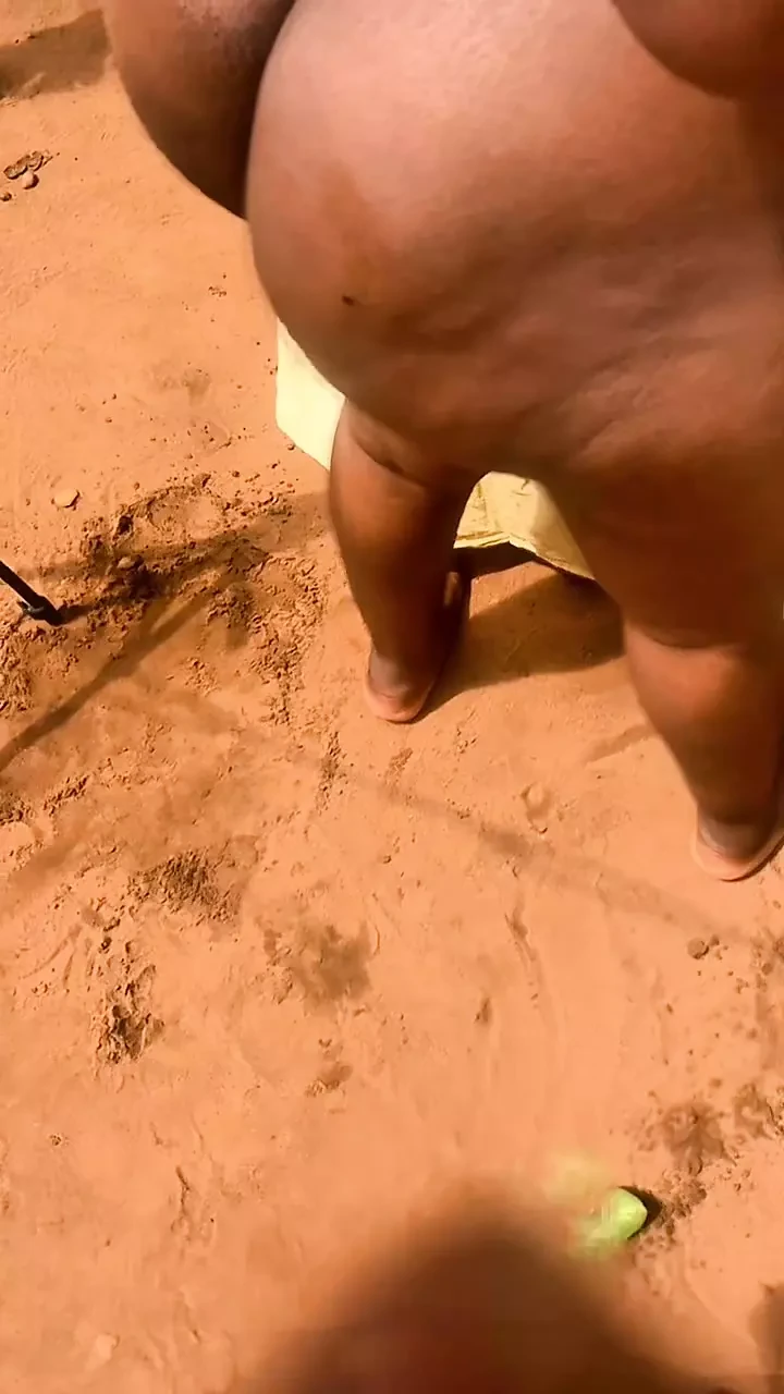 Best outdoor doggy with big cock