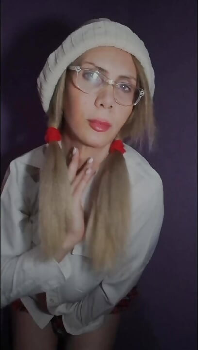 顽皮的女大学生