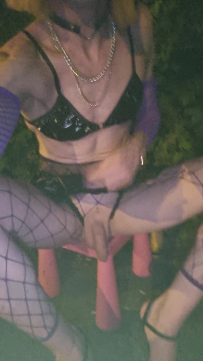 ECarTe tes CuiSses, Thong Open At The Edge Of The🛣N⁷.. VaneSsaBiTCHx PariSChienneTrvprod⁹¹