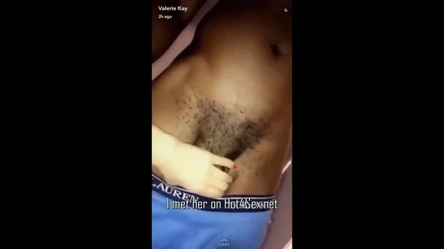 A GIRL WITH A CURSIVE BODY SUCKED MY COCK IN A COZY ROOM