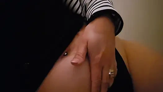 Kompilasi cewek toket besar lagi asik main di kantor