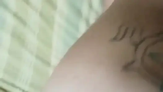 Yaramaz evli kadın bağlı, sikiliyor ve dölleniyor