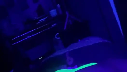 Ibu tiri seksi dientot habis-habisan di klub malam sama suaminya
