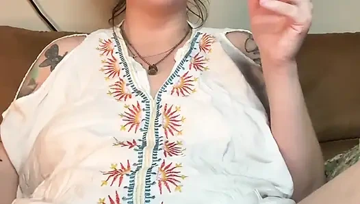 Rauchende fetisch-MILF-masturbation