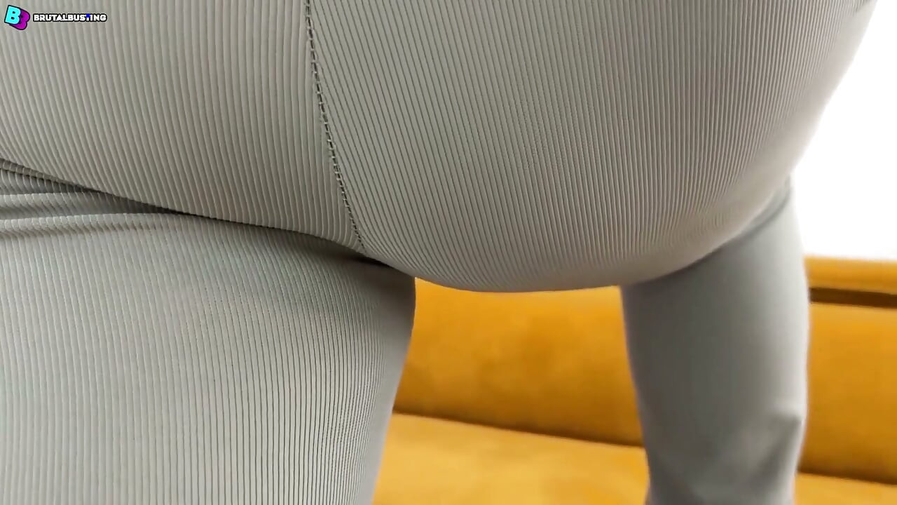 Testicular Trampoline! Twisted, Crushed and Kicked! Sadistic Destruction of His Useless Genitals! - Dave Moon - Mia - Bbusting