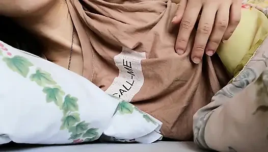Bangun di tempat tidur