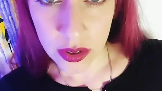 Shyyfxx Your Insatiable Sister-in-law Tempts You with Her Tight Tights and Huge Ass!