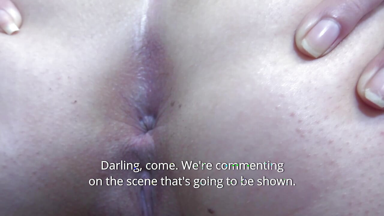 Svůdná brunetka kočičky prozkoumávají vášnivé trojkové touhy