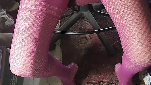 Хорошая девушка, обращение с нечестивым распятием и членом