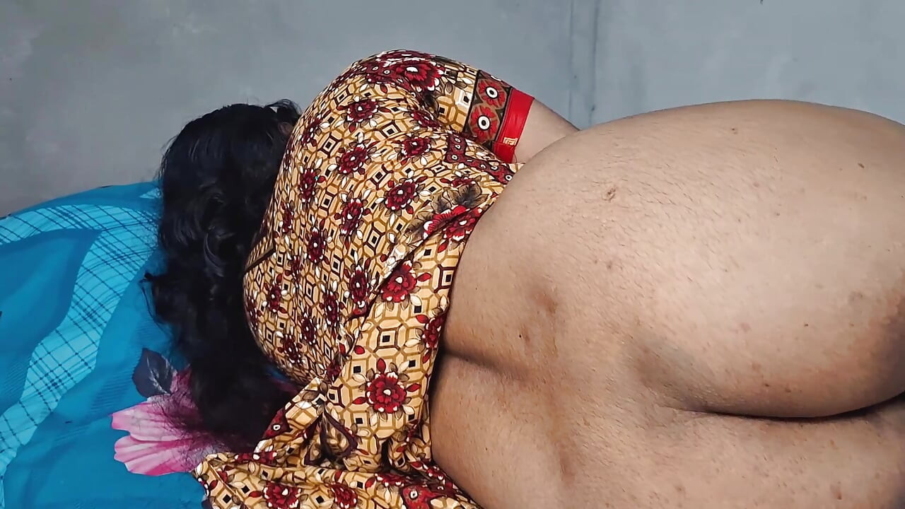indian desi Stepbrother is giving high quality sex and licking to his stepsister with his big Cock. viral video