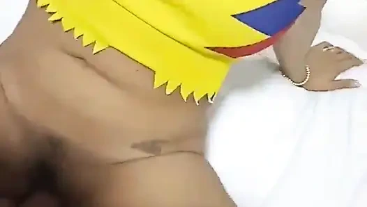 Istriku pergi bekerja dan aku bawa tetangga semok dan pantatnya ke rumah ini terjadi di Amerika Serikat