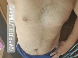 AMPUTEE guy showing his body