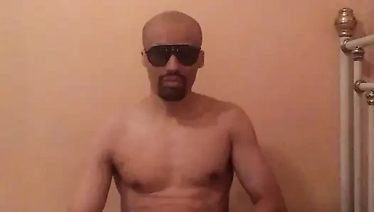 Sakin, özgüvenli ve kolay yeni duyumlar keşfetme