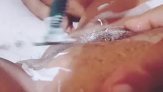 Recording the Depilada of Fat and Hairy Panocha POV
