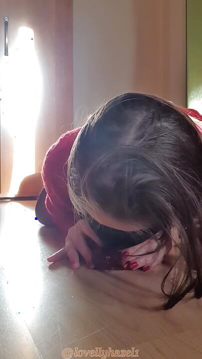اثبات مهارت های ساک زدن ام :)  (ویدیوی کامل در Onlyfans من)