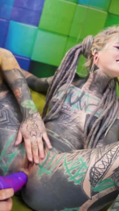 Alternative TEEN Threesome with ANAL Gapes and FACIAL Cumshot | Clip 1