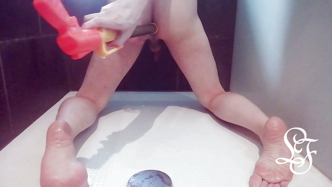 40 cm Anal Watergun para TGirl Lina!