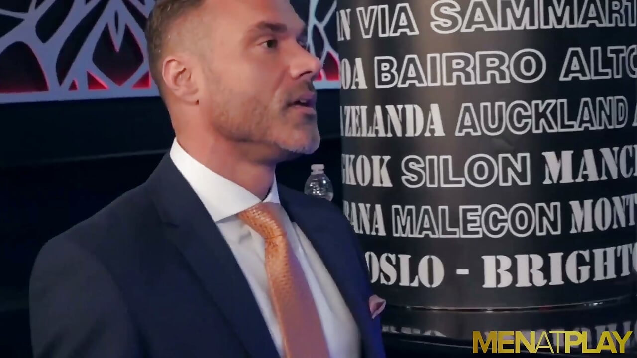 MENATPLAY-kolleger Damon Heart og Manuel Skye anal kneppe
