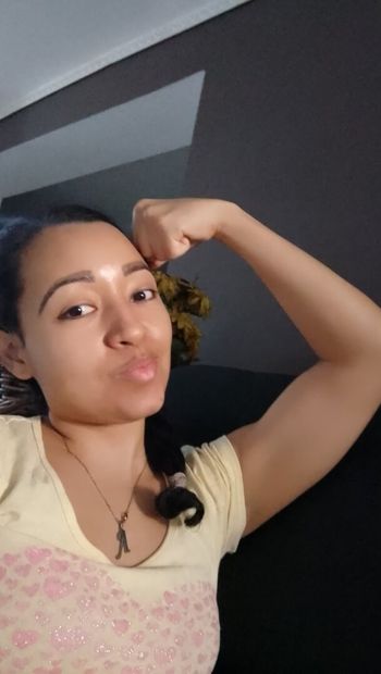 beautiful sexy latina Saturno Squirt has good results at the gym to have better results at the gym, to have a fittnes