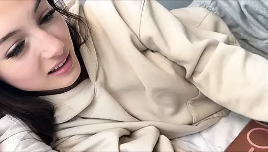Schule überspringen mit kleiner stiefschwester - sophie tyler - familientherapie - Alex Adams