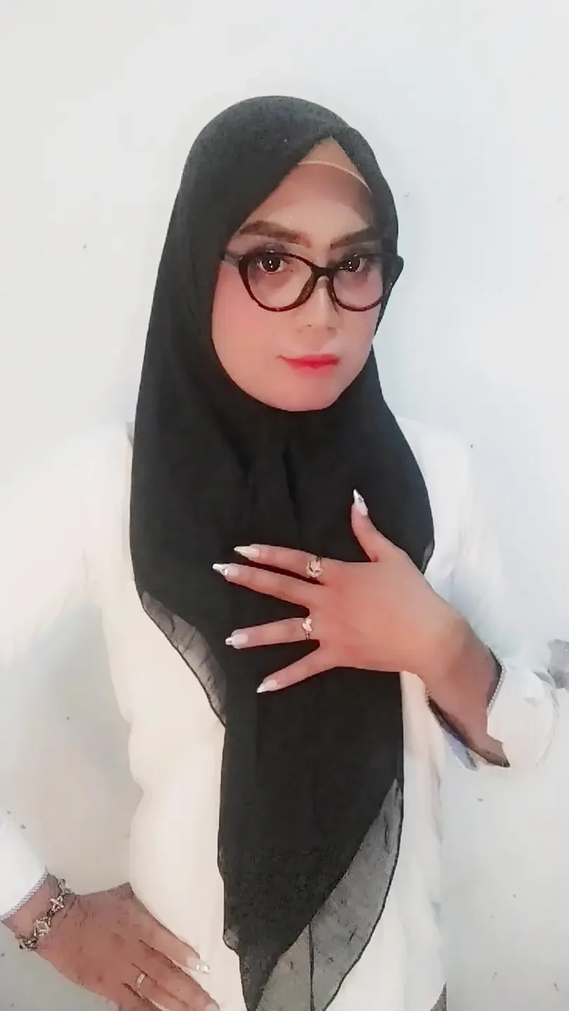 Hijab teacher want to cum in you mouth