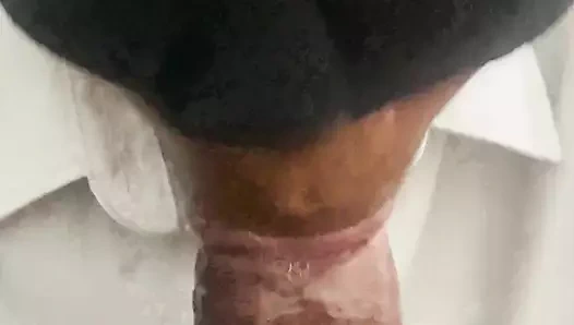 Genç küçük aşık üniversiteden sonra emiyor ve biniyor