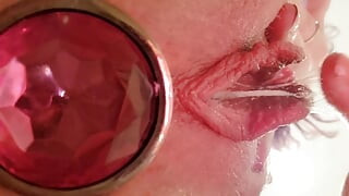 Closeup Pussyplay and Analplug
