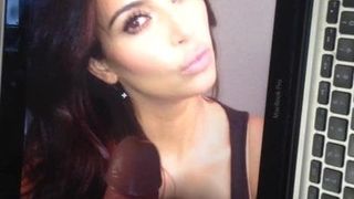Трибьют спермы для Kim Kardashian 10