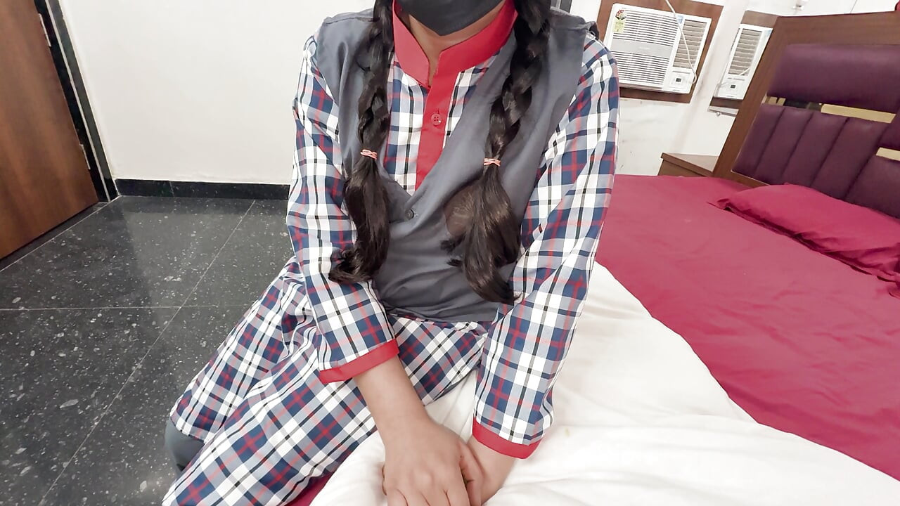 School Girl Ne Exam Mein Pass Hone Ke Liye Teacher Ke Sath Sex Kiya Virgin