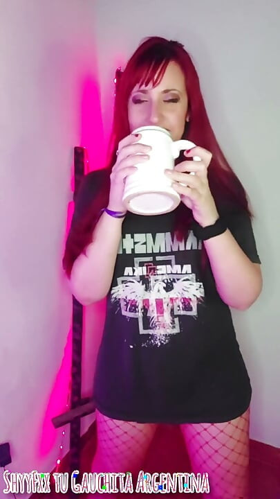 Shyyfxx, soirée folle avec une rousse metalhead très gauchita ! Partie 1