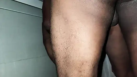 Seksi ev hanımı en iyi domaltarak her gün arasında ayrım