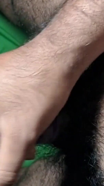 Moment mémorable de « Cum avec préservatif masturbation 2 »