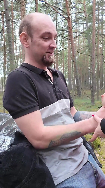 Roadside Assistance Rewarded with Anal Sex