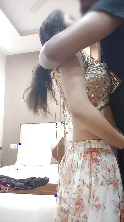 Slaves Exploring Desires:Amateur Couple's Intense Deep Connection, Playful Kisses, Oral, Foreplay & Complete Intimacy(Part 1)