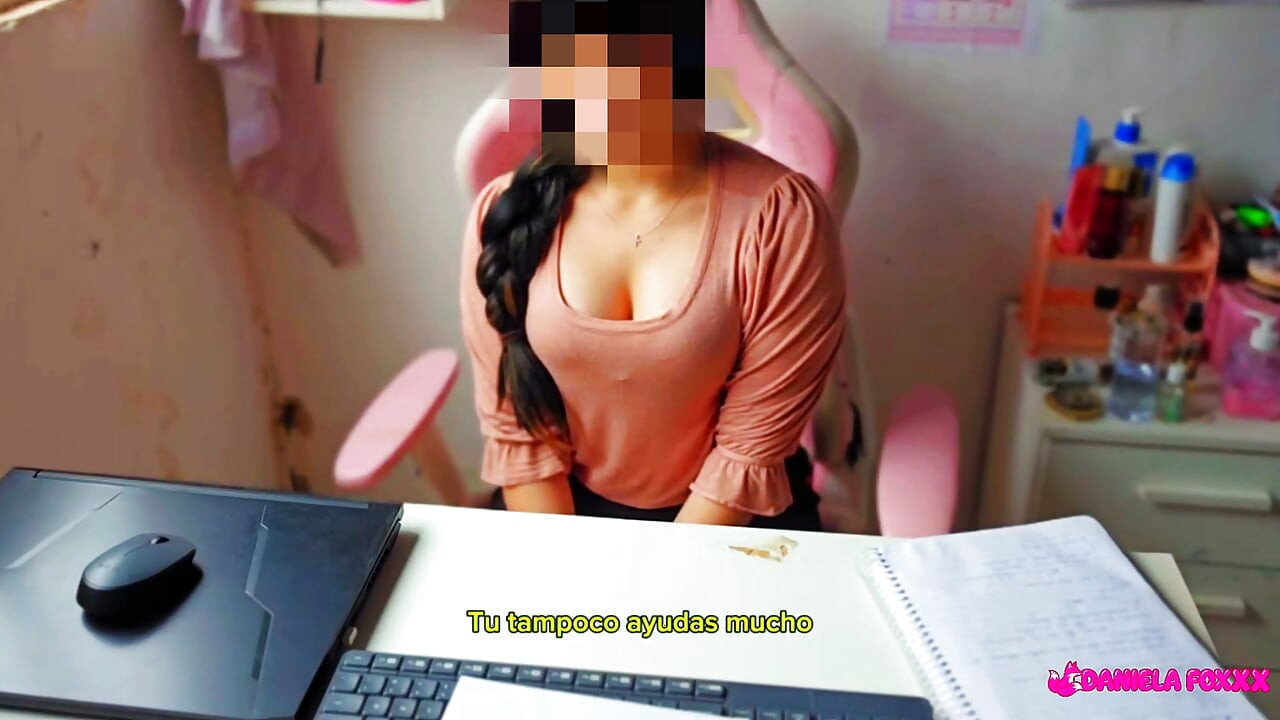 GIRL GOES TO LOOK FOR A JOB AND ENDS UP FUCKED