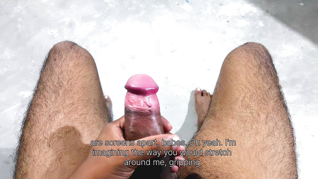 說髒話並呻吟著尋求巨大的高潮和射精
