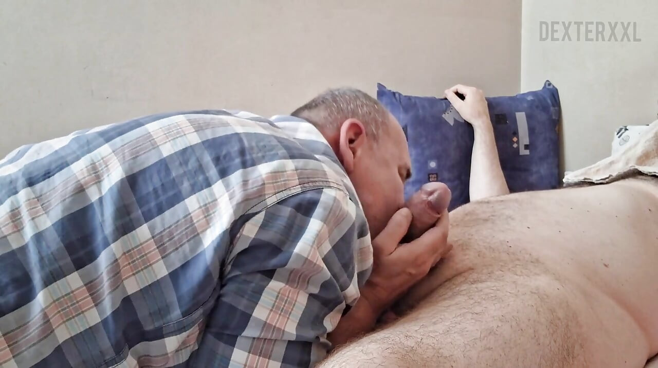Grandpa Get Sucked off From Dexter Daddy. Cum Eat
