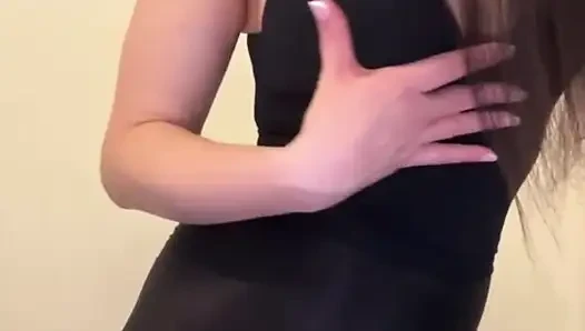Stiefmutter mit dicken titten lutscht schwanz