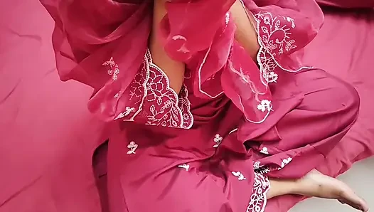 Bhabhi jaan ist so besorgt wegen des spermaberichts ihres ehemanns