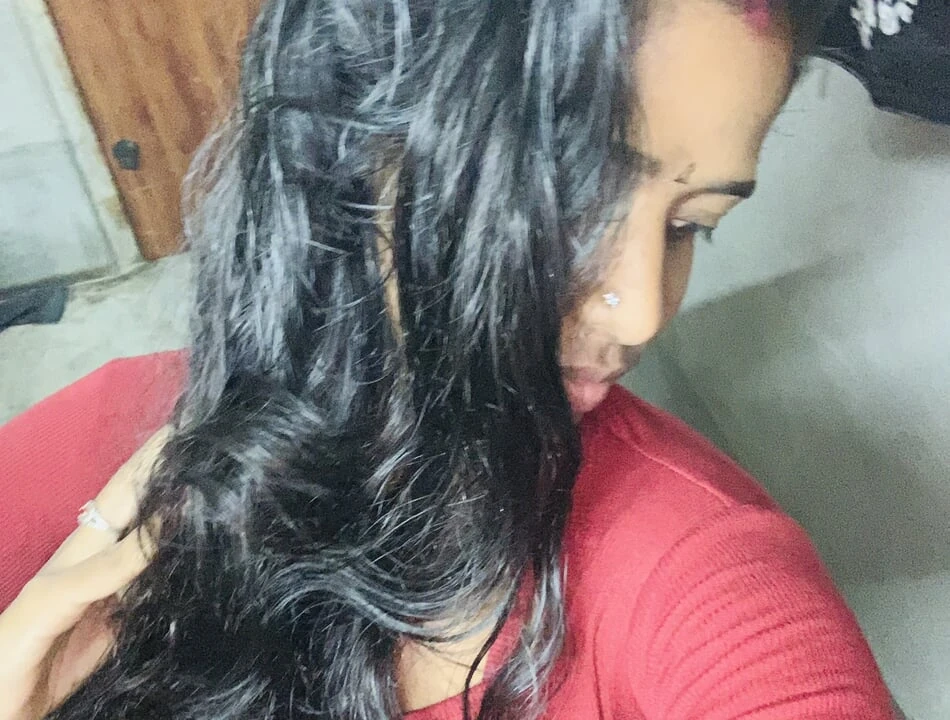 Sexy madam with big boobs has sex with a servant HotBhabi